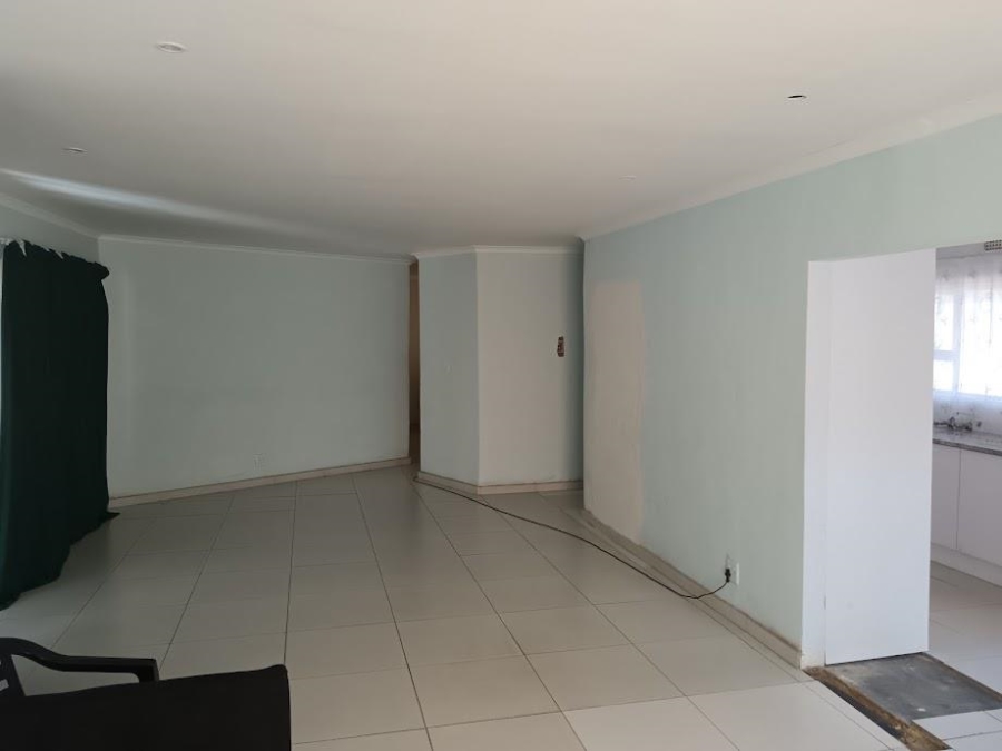 3 Bedroom Property for Sale in Vorna Valley Gauteng