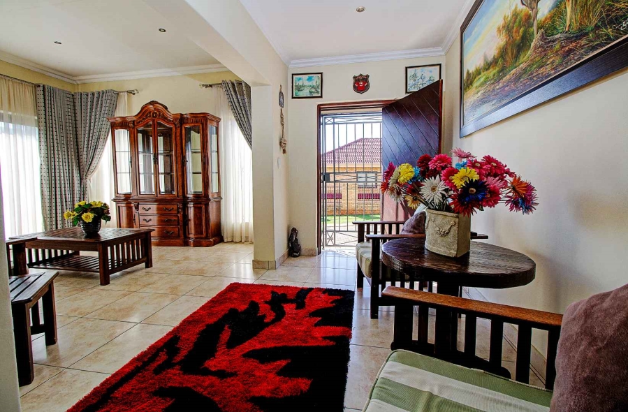 4 Bedroom Property for Sale in Honeydew Ridge Gauteng