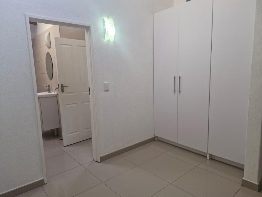 2 Bedroom Property for Sale in Strathavon Gauteng