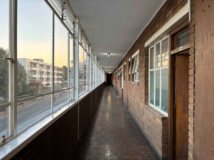 To Let 2 Bedroom Property for Rent in Illovo Gauteng
