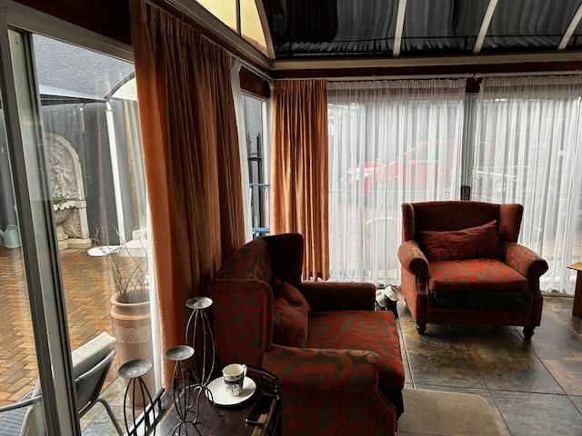 To Let 1 Bedroom Property for Rent in Brackendowns Gauteng