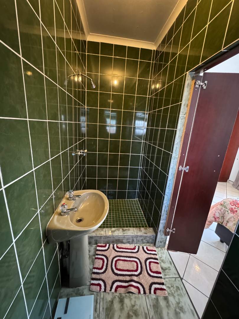 3 Bedroom Property for Sale in Brackendowns Gauteng