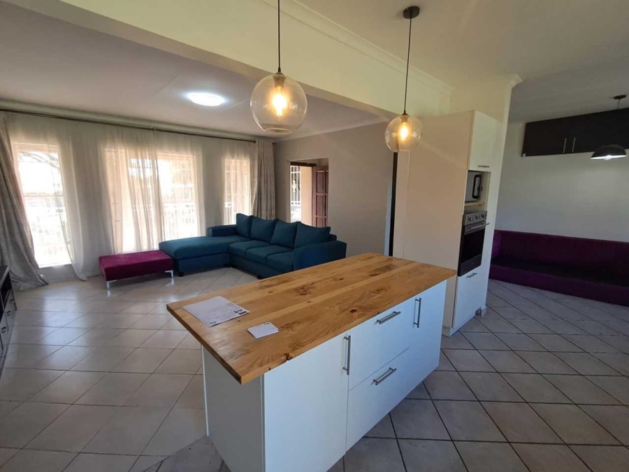 3 Bedroom Property for Sale in Brackendowns Gauteng