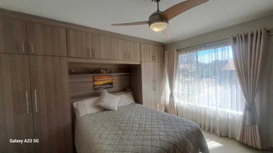 2 Bedroom Property for Sale in Buccleuch Gauteng
