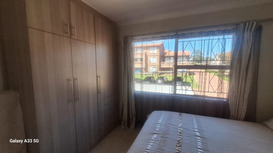 2 Bedroom Property for Sale in Buccleuch Gauteng