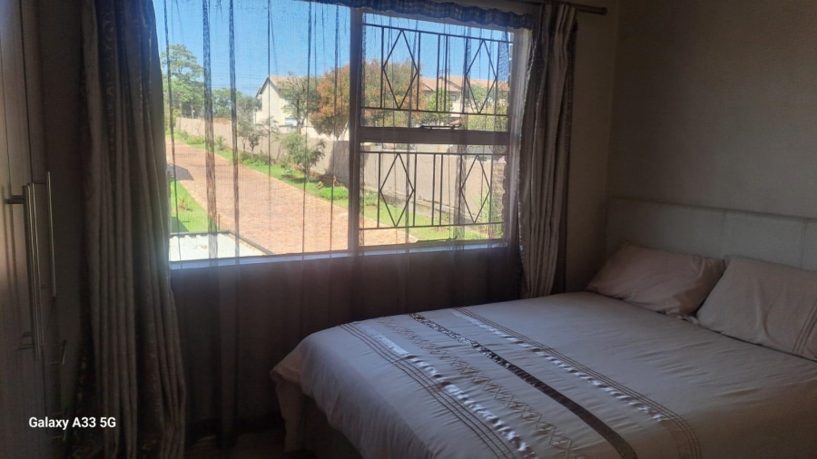 2 Bedroom Property for Sale in Buccleuch Gauteng