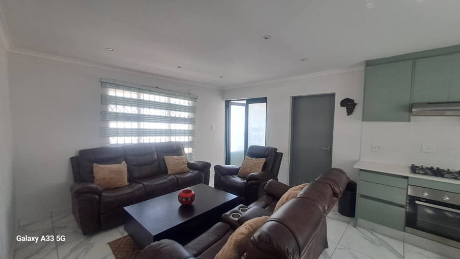 To Let 2 Bedroom Property for Rent in Buccleuch Gauteng