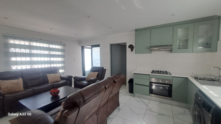 To Let 2 Bedroom Property for Rent in Buccleuch Gauteng