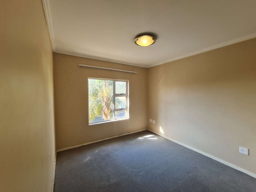 To Let 2 Bedroom Property for Rent in Ferndale Gauteng