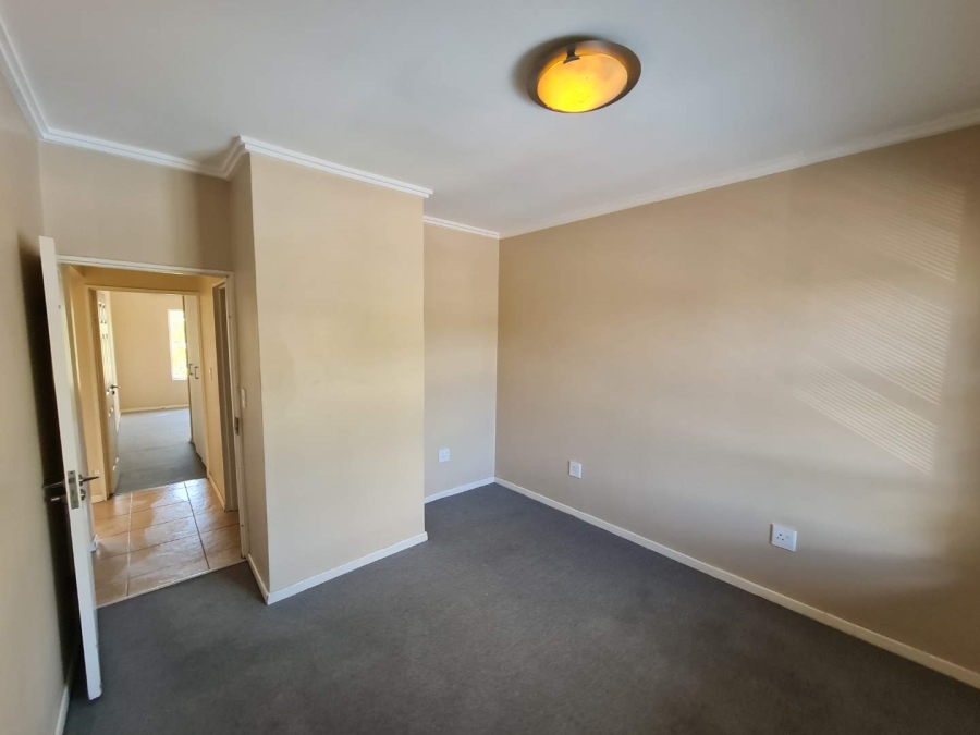 To Let 2 Bedroom Property for Rent in Ferndale Gauteng
