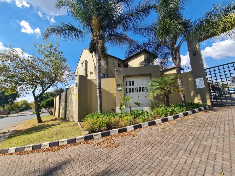 To Let 2 Bedroom Property for Rent in Ferndale Gauteng