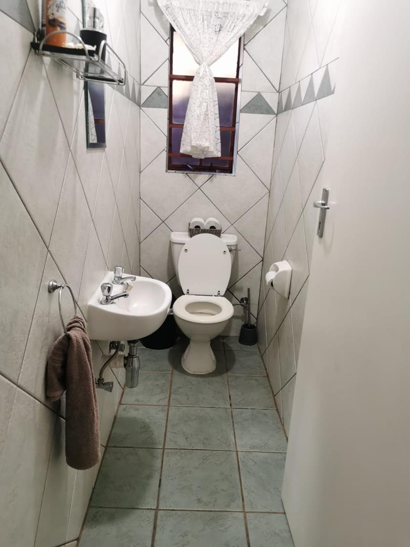 10 Bedroom Property for Sale in Lyttelton Manor Gauteng