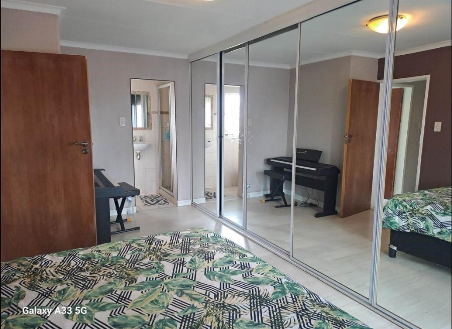 2 Bedroom Property for Sale in Moreleta Park Gauteng