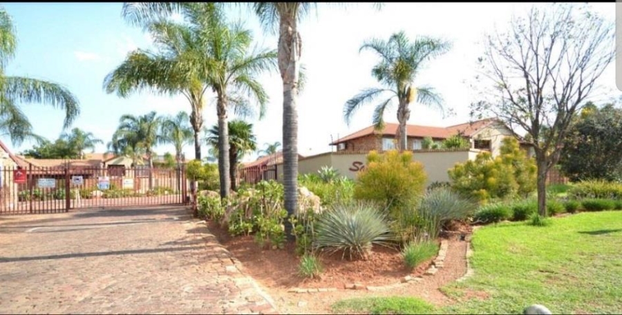 2 Bedroom Property for Sale in Moreleta Park Gauteng
