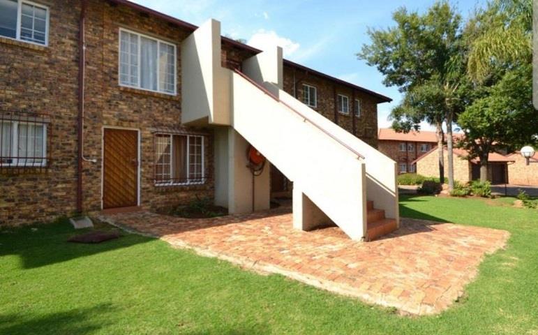 2 Bedroom Property for Sale in Moreleta Park Gauteng