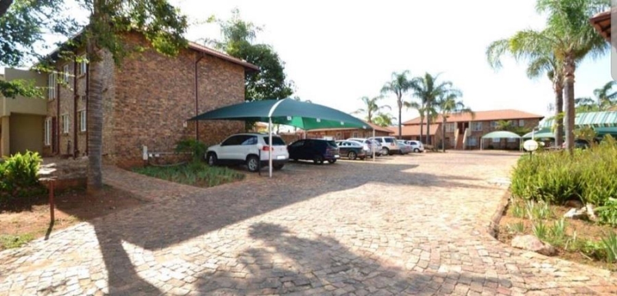 2 Bedroom Property for Sale in Moreleta Park Gauteng