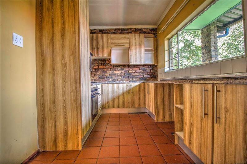 2 Bedroom Property for Sale in Kempton Park Central Gauteng