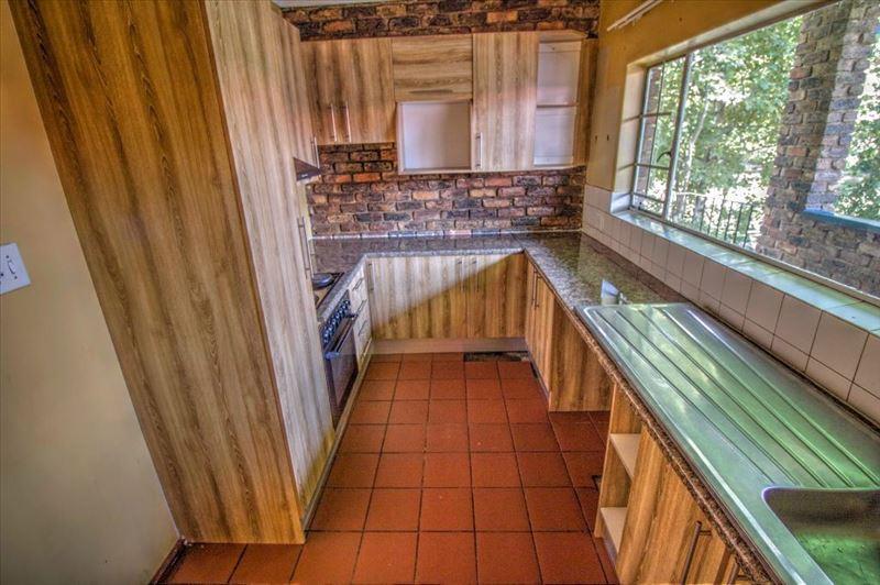 2 Bedroom Property for Sale in Kempton Park Central Gauteng