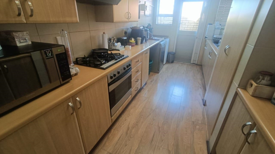 3 Bedroom Property for Sale in Clubview Gauteng