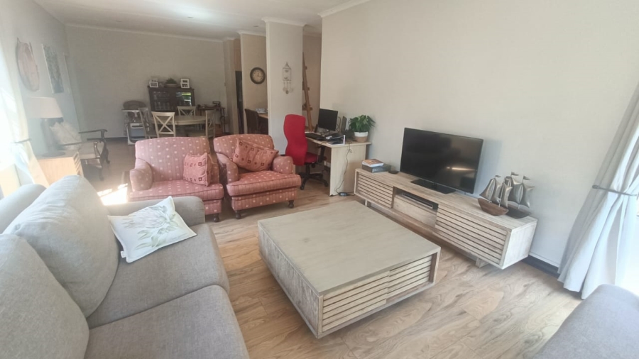 3 Bedroom Property for Sale in Clubview Gauteng