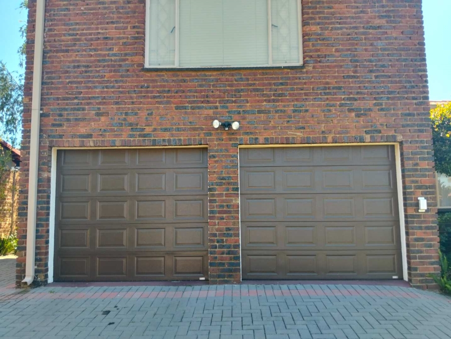 4 Bedroom Property for Sale in Meyersdal Gauteng