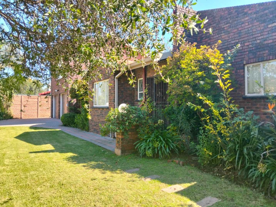 4 Bedroom Property for Sale in Meyersdal Gauteng