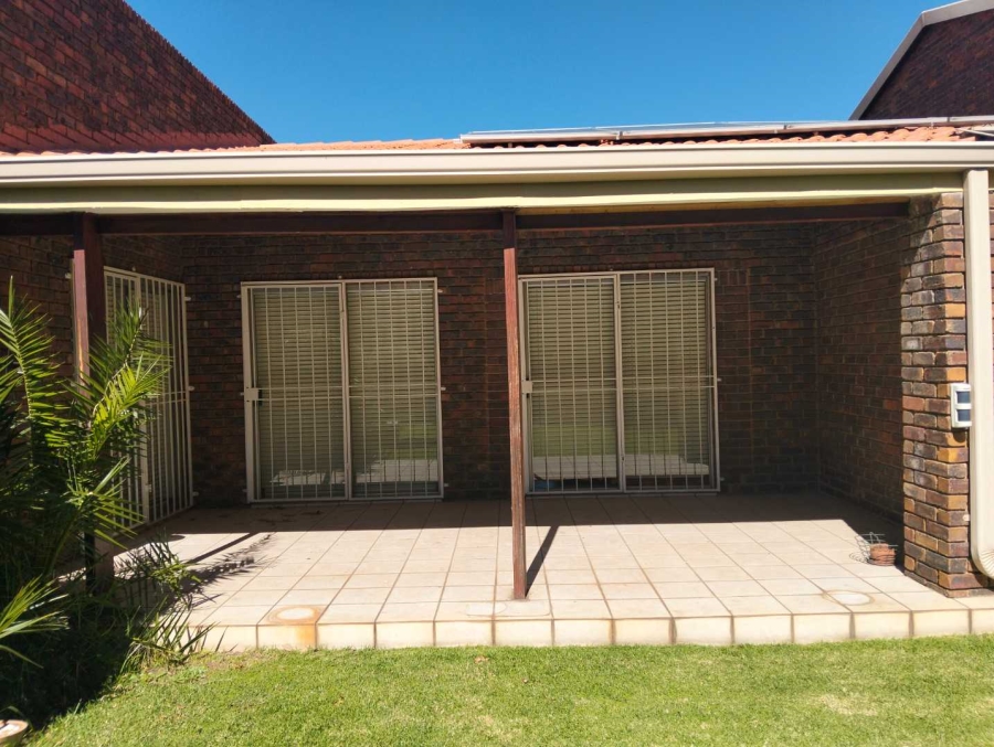 4 Bedroom Property for Sale in Meyersdal Gauteng