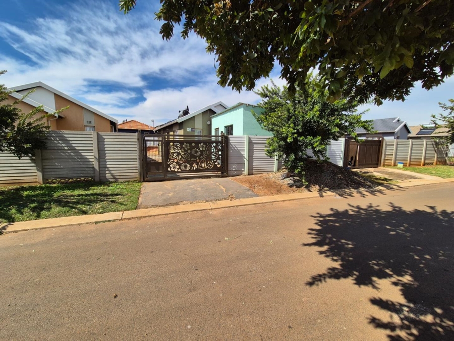 2 Bedroom Property for Sale in Sky City Gauteng