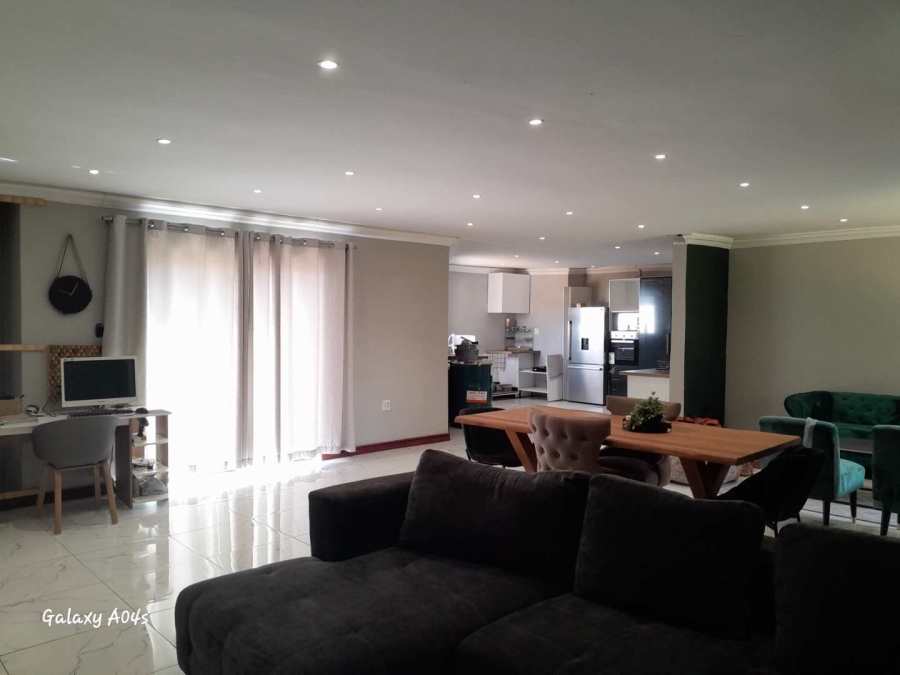 4 Bedroom Property for Sale in Walkerville Gauteng