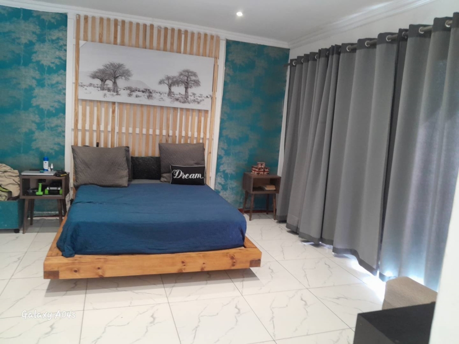 4 Bedroom Property for Sale in Walkerville Gauteng