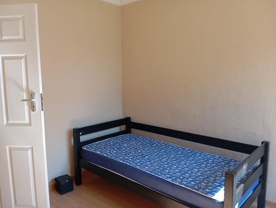 To Let 3 Bedroom Property for Rent in Brackendowns Gauteng