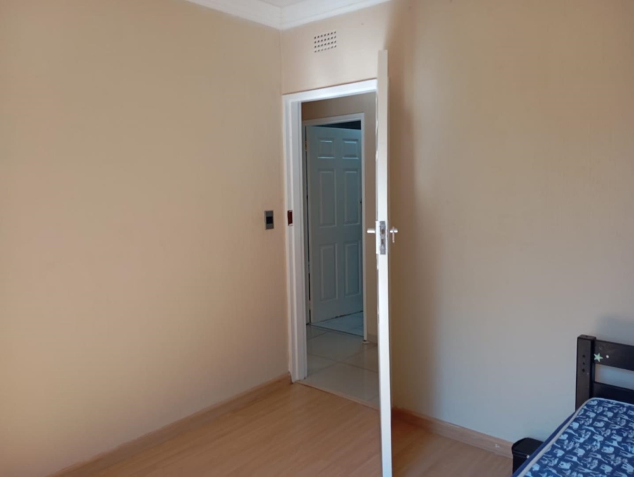 To Let 3 Bedroom Property for Rent in Brackendowns Gauteng