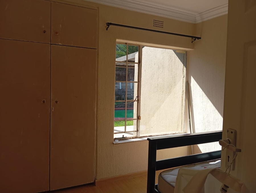 To Let 3 Bedroom Property for Rent in Brackendowns Gauteng