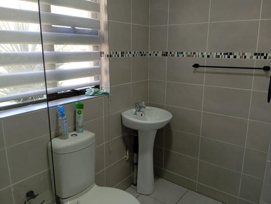 To Let 3 Bedroom Property for Rent in Brackendowns Gauteng