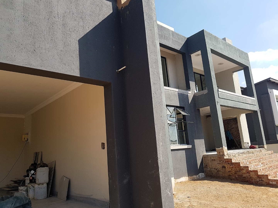 5 Bedroom Property for Sale in Montana Gauteng