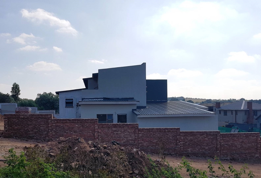 5 Bedroom Property for Sale in Montana Gauteng