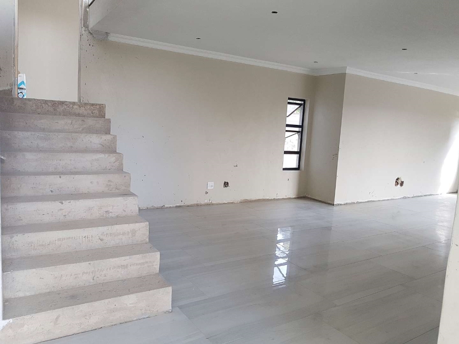 5 Bedroom Property for Sale in Montana Gauteng
