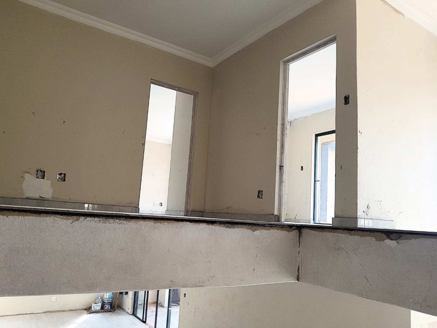 5 Bedroom Property for Sale in Montana Gauteng
