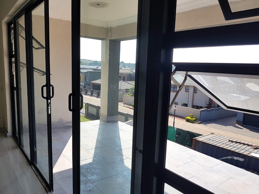 5 Bedroom Property for Sale in Montana Gauteng