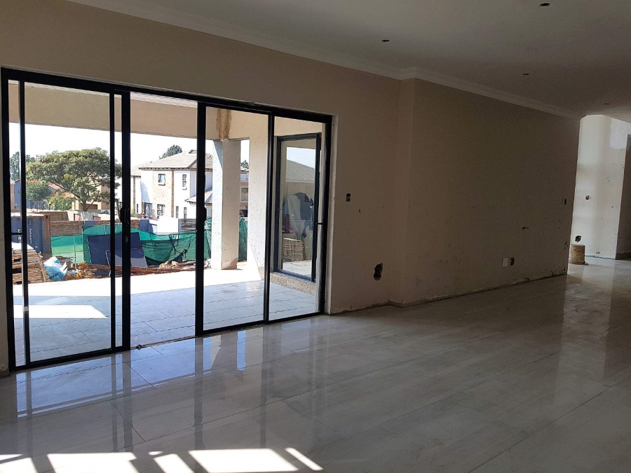 5 Bedroom Property for Sale in Montana Gauteng