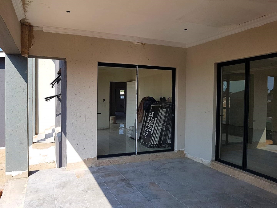 5 Bedroom Property for Sale in Montana Gauteng