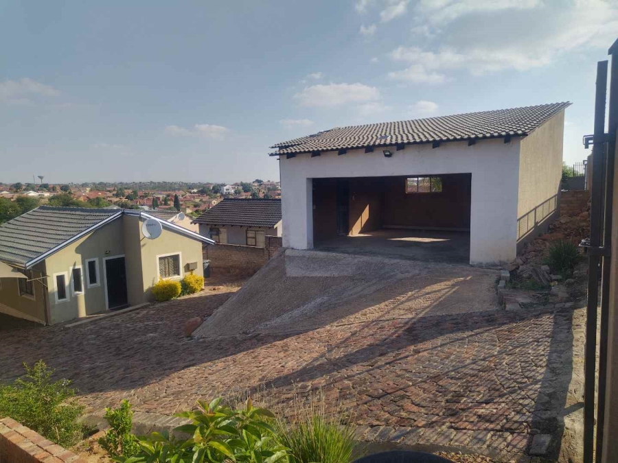 To Let 2 Bedroom Property for Rent in Soshanguve M Gauteng