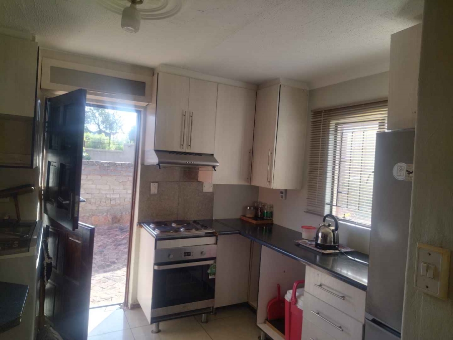 To Let 2 Bedroom Property for Rent in Soshanguve M Gauteng