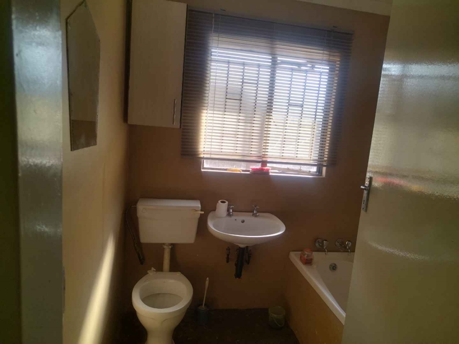 To Let 2 Bedroom Property for Rent in Soshanguve M Gauteng