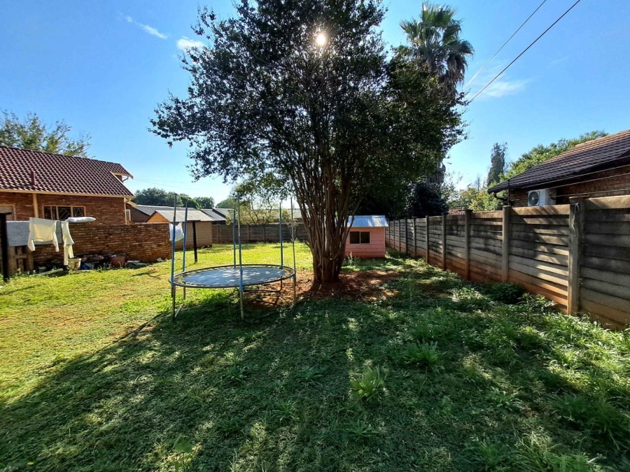 To Let 4 Bedroom Property for Rent in Heuweloord Gauteng
