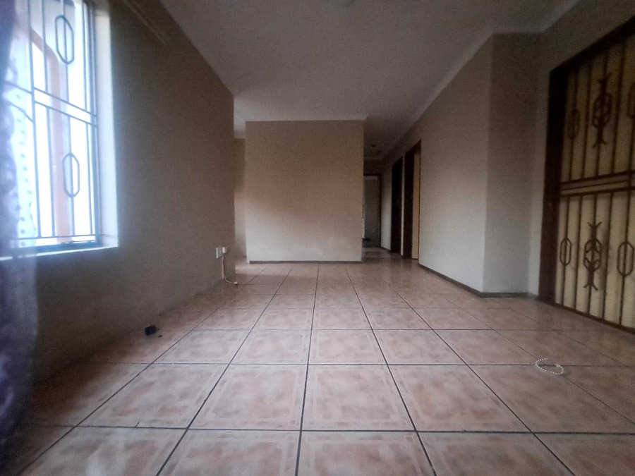 To Let 3 Bedroom Property for Rent in Olievenhoutbosch A H Gauteng