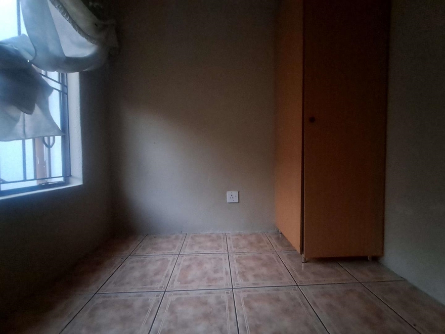 To Let 3 Bedroom Property for Rent in Olievenhoutbosch A H Gauteng