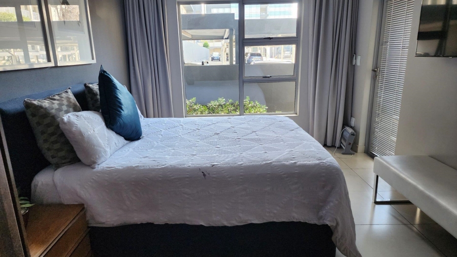 To Let 2 Bedroom Property for Rent in Sandown Gauteng