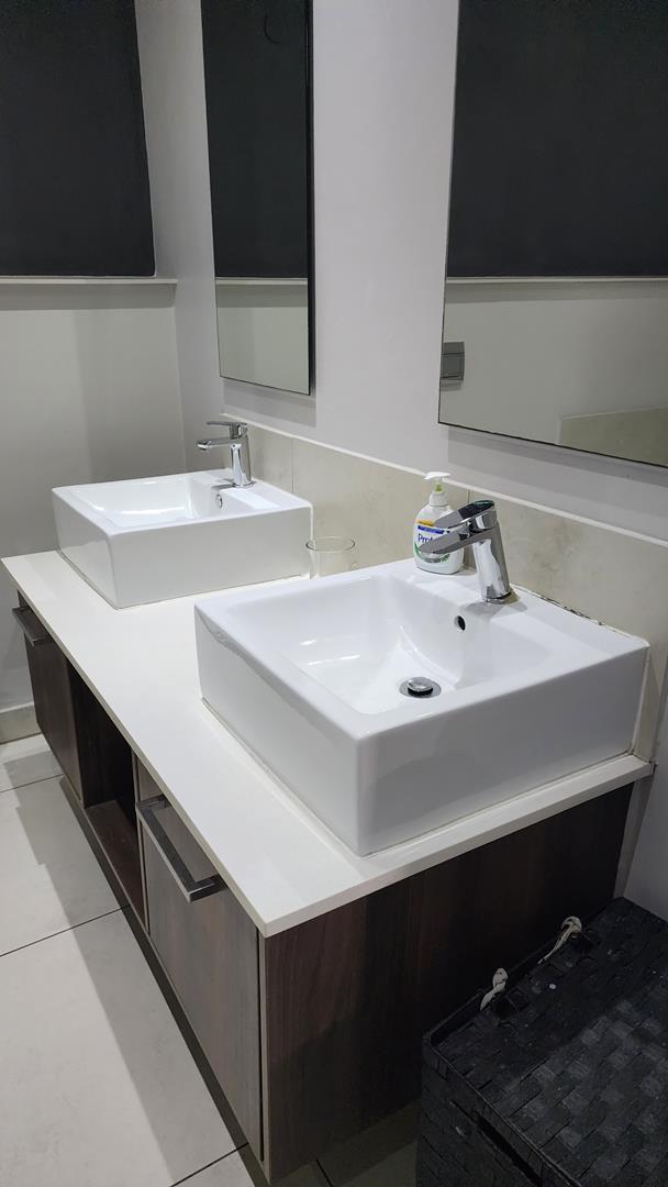 To Let 2 Bedroom Property for Rent in Sandown Gauteng