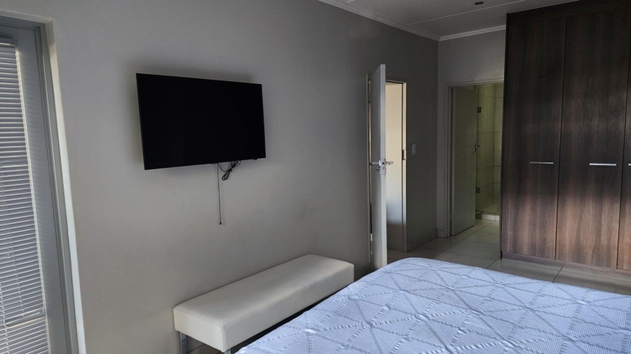 To Let 2 Bedroom Property for Rent in Sandown Gauteng
